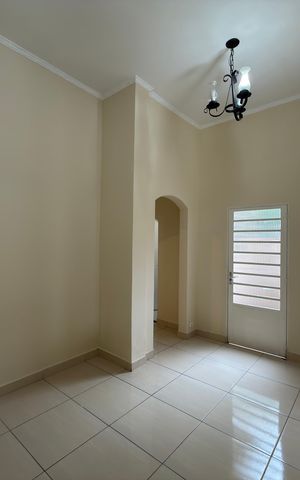 Casa para alugar com 210m², 3 quartos e 4 vagas Casa para alugar com 210m², 3 quartos e 4 vagasSala