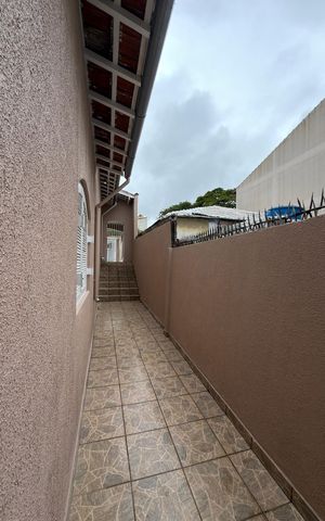 Casa para alugar com 210m², 3 quartos e 4 vagas Casa para alugar com 210m², 3 quartos e 4 vagasCorredor