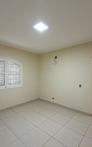 Casa para alugar com 210m², 3 quartos e 4 vagas Casa para alugar com 210m², 3 quartos e 4 vagasQuarto 1