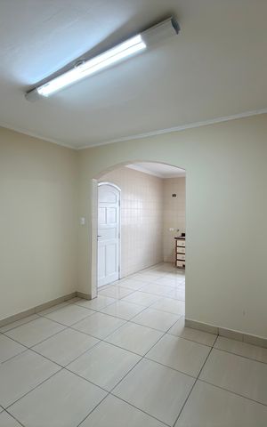 Casa para alugar com 210m², 3 quartos e 4 vagas Casa para alugar com 210m², 3 quartos e 4 vagasCopa