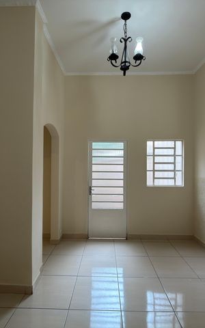 Casa para alugar com 210m², 3 quartos e 4 vagas Casa para alugar com 210m², 3 quartos e 4 vagasSala