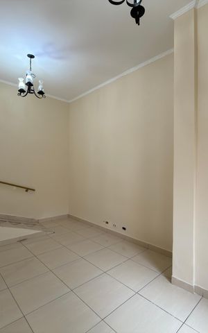 Casa para alugar com 210m², 3 quartos e 4 vagas Casa para alugar com 210m², 3 quartos e 4 vagasSala
