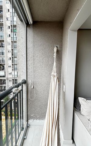 Apartamento à venda com 50m², 2 quartos e 1 vaga Apartamento à venda com 50m², 2 quartos e 1 vagaVaranda