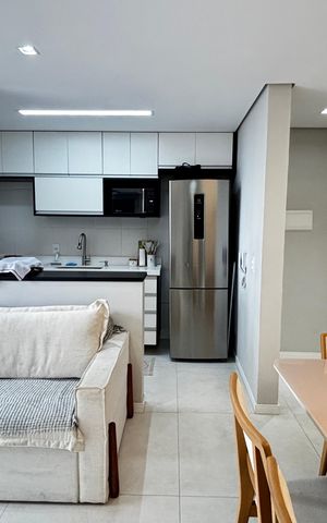 Apartamento à venda com 50m², 2 quartos e 1 vaga Apartamento à venda com 50m², 2 quartos e 1 vagaSala