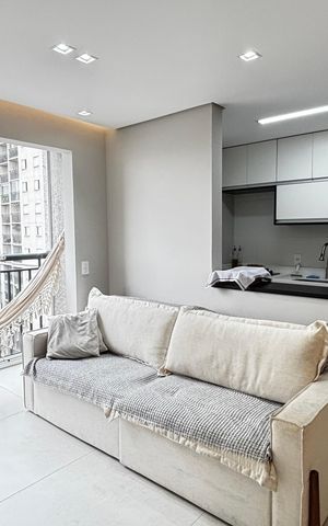 Apartamento à venda com 50m², 2 quartos e 1 vaga Apartamento à venda com 50m², 2 quartos e 1 vagaSala