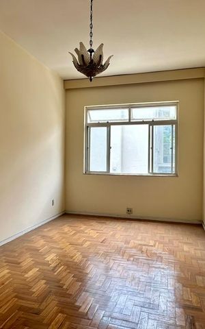 Apartamento à venda com 88m², 3 quartos e 1 vaga Apartamento à venda com 88m², 3 quartos e 1 vagaSala