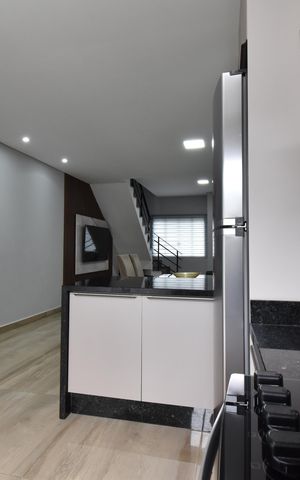 Casa para alugar com 88m², 3 quartos e 2 vagasCozinha