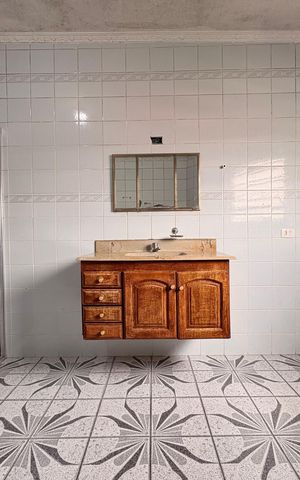 Casa para alugar com 160m², 2 quartos e 2 vagas Casa para alugar com 160m², 2 quartos e 2 vagasBanheiro da Suíte