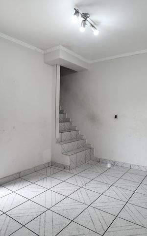 Casa para alugar com 160m², 2 quartos e 2 vagas Casa para alugar com 160m², 2 quartos e 2 vagasCozinha