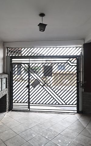 Casa para alugar com 160m², 2 quartos e 2 vagas Casa para alugar com 160m², 2 quartos e 2 vagasVista da sala