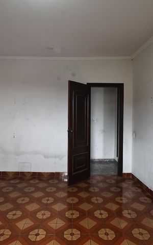 Casa para alugar com 160m², 2 quartos e 2 vagas Casa para alugar com 160m², 2 quartos e 2 vagasQuarto 1