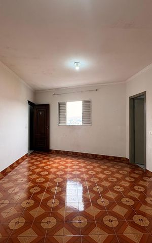 Casa para alugar com 160m², 2 quartos e 2 vagas Casa para alugar com 160m², 2 quartos e 2 vagasSuite