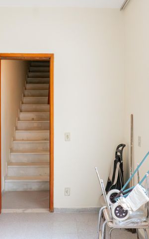 Casa à venda com 150m², 4 quartos e sem vaga Casa à venda com 150m², 4 quartos e sem vagaQuarto 4