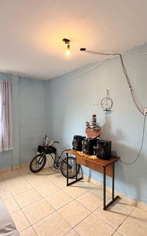 Casa à venda com 151m², 2 quartos e 1 vagaSala