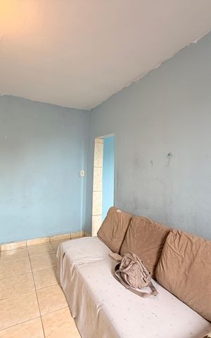 Casa à venda com 151m², 2 quartos e 1 vagaSala
