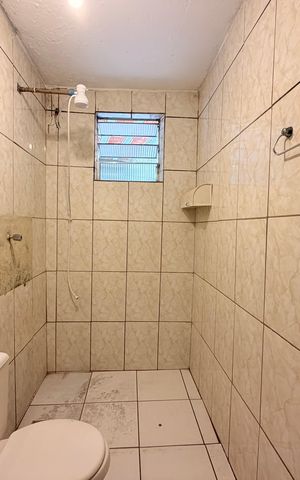 Casa à venda com 151m², 2 quartos e 1 vagaBanheiro Social