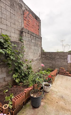 Casa à venda com 151m², 2 quartos e 1 vagaQuintal