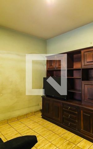 Casa para alugar com 80m², 3 quartos e 1 vaga