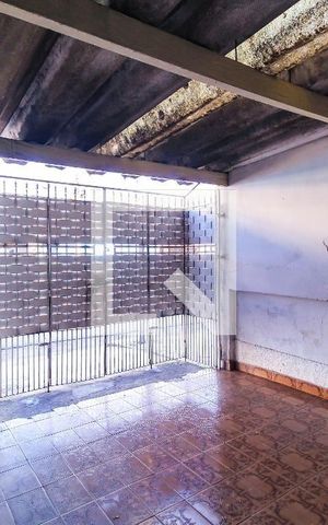 Casa para alugar com 80m², 3 quartos e 1 vaga