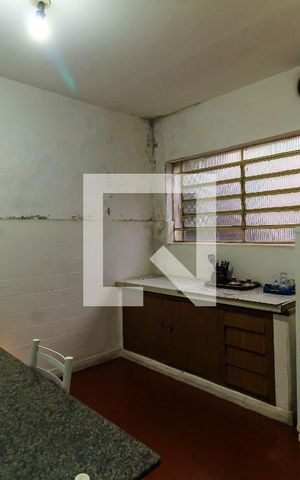 Casa para alugar com 80m², 3 quartos e 1 vaga