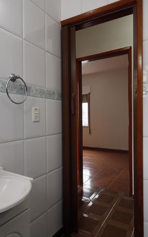 Apartamento para alugar com 78m², 3 quartos e sem vagaBanheiro 