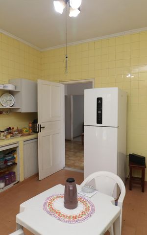 Casa para alugar com 135m², 2 quartos e 2 vagasCozinha
