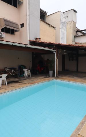 Casa para alugar com 135m², 2 quartos e 2 vagasÁrea externa