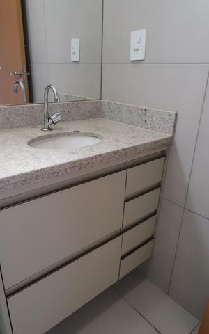 Apartamento para alugar com 64m², 2 quartos e 2 vagasBanheiro do Quarto 2
