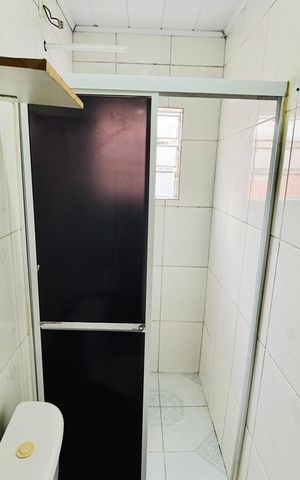 Casa para alugar com 20m², 1 quarto e sem vaga Casa para alugar com 20m², 1 quarto e sem vagaBanheiro