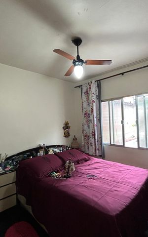 Casa à venda com 50m², 6 quartos e 2 vagasQuarto 5