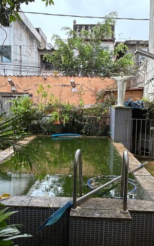 Casa à venda com 50m², 6 quartos e 2 vagasPiscina