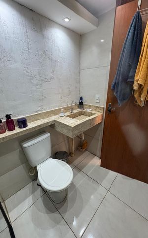 Apartamento à venda com 52m², 2 quartos e 1 vaga Apartamento à venda com 52m², 2 quartos e 1 vagaBanheiro