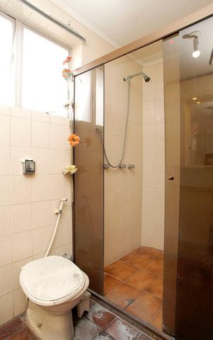 Apartamento à venda com 280m², 3 quartos e 4 vagasBanheiro Quarto 1 Suíte