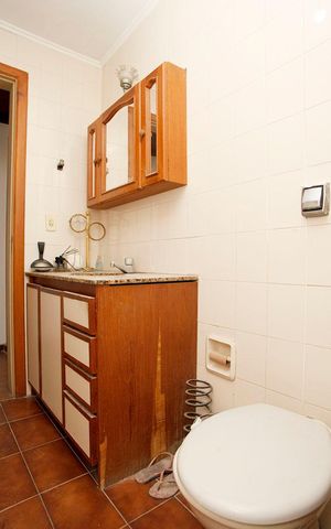 Apartamento à venda com 280m², 3 quartos e 4 vagasBanheiro 2
