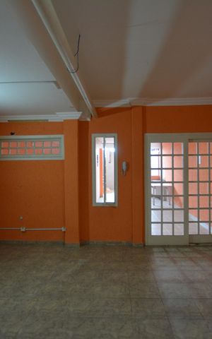 Casa para alugar com 117m², 3 quartos e 2 vagasSALÃO COM QUARTO E BANHEIRO 