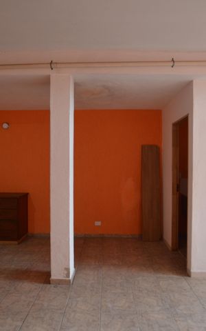 Casa para alugar com 117m², 3 quartos e 2 vagasSALÃO COM QUARTO E BANHEIRO 