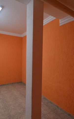Casa para alugar com 117m², 3 quartos e 2 vagasSALÃO COM QUARTO E BANHEIRO 