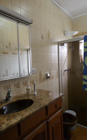 Casa para alugar com 261m², 7 quartos e 5 vagasBanheiro 1