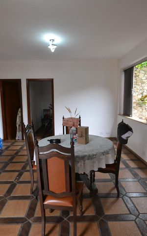 Casa para alugar com 261m², 7 quartos e 5 vagasSala