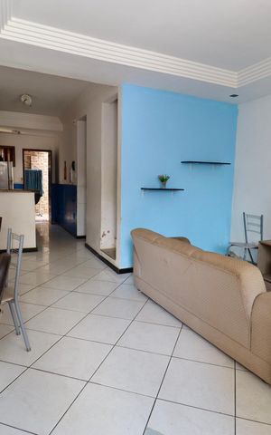 Casa para alugar com 90m², 2 quartos e 1 vagaSala