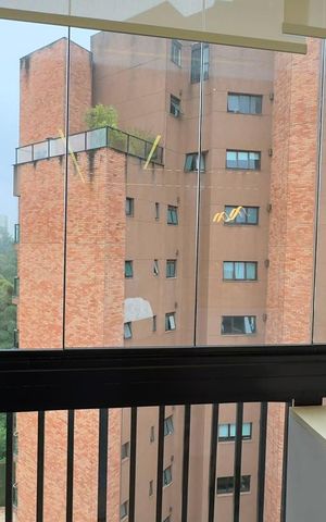 Apartamento à venda com 40m², 2 quartos e 1 vaga Apartamento à venda com 40m², 2 quartos e 1 vagaVaranda