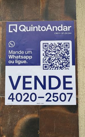 Casa à venda com 102m², 3 quartos e 2 vagas Casa à venda com 102m², 3 quartos e 2 vagasPlaquinha