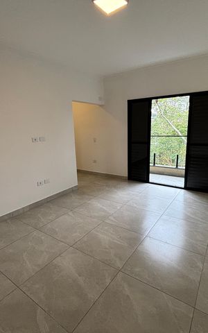 Casa à venda com 102m², 3 quartos e 2 vagas Casa à venda com 102m², 3 quartos e 2 vagasSuite