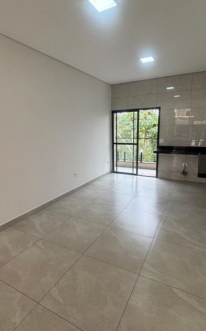 Casa à venda com 102m², 3 quartos e 2 vagas Casa à venda com 102m², 3 quartos e 2 vagasCozinha