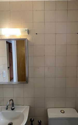 Apartamento para alugar com 50m², 2 quartos e 2 vagas Apartamento para alugar com 50m², 2 quartos e 2 vagasBanheiro