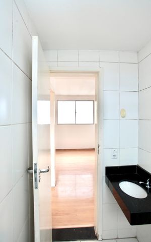 Apartamento para alugar com 50m², 2 quartos e 1 vaga Apartamento para alugar com 50m², 2 quartos e 1 vagaBanheiro Social