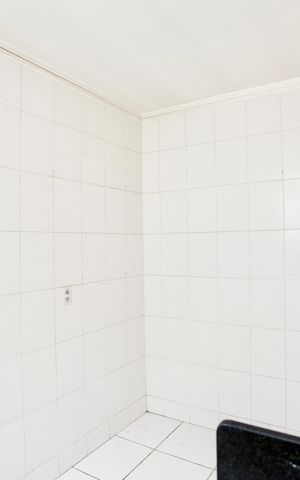 Apartamento para alugar com 50m², 2 quartos e 1 vaga Apartamento para alugar com 50m², 2 quartos e 1 vagaCozinha e Área de Serviço