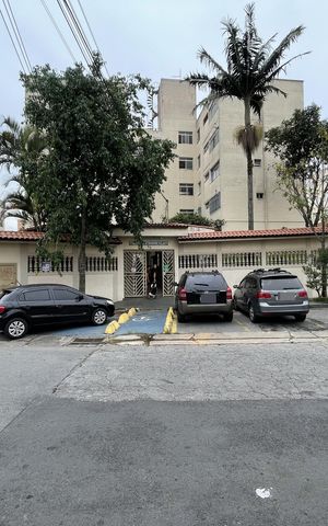 Casa para alugar com 51m², 2 quartos e 1 vaga Casa para alugar com 51m², 2 quartos e 1 vagaFachada
