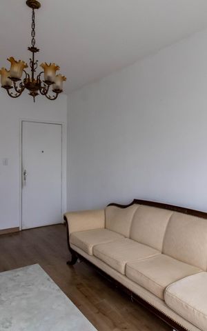 Apartamento à venda com 97m², 3 quartos e sem vaga Apartamento à venda com 97m², 3 quartos e sem vagaSala
