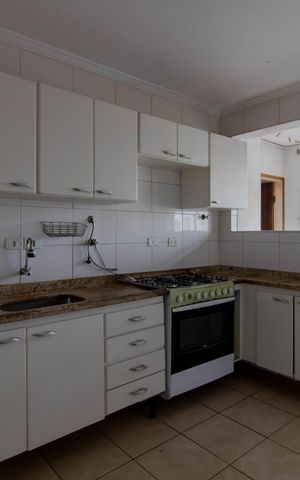 Apartamento à venda com 97m², 3 quartos e sem vaga Apartamento à venda com 97m², 3 quartos e sem vagaCozinha